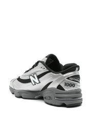New Balance 1000 sneakers