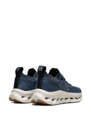 On Cloudsolo logo detail sneakers