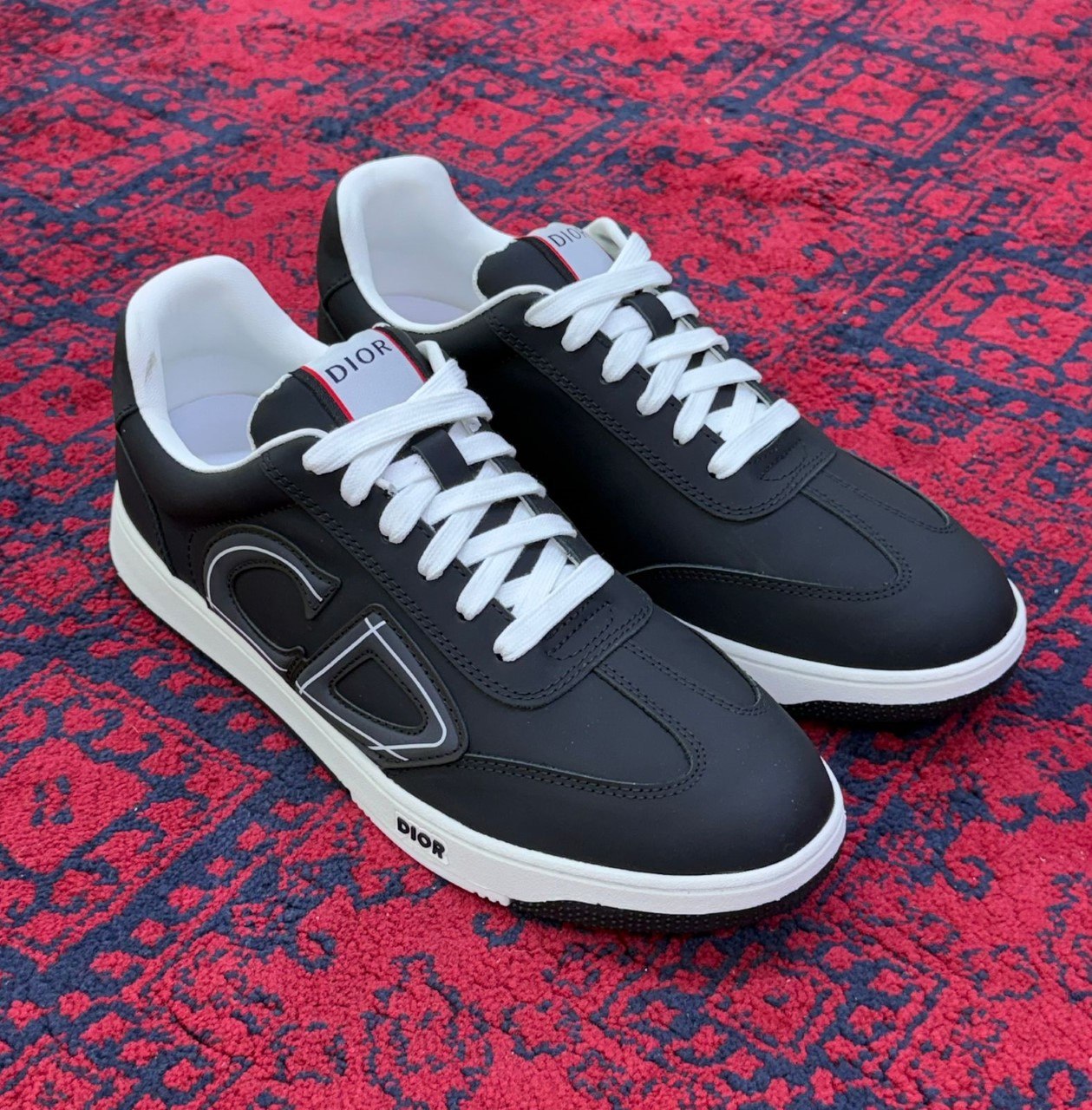DIOR