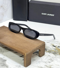 SAINT LAURENT