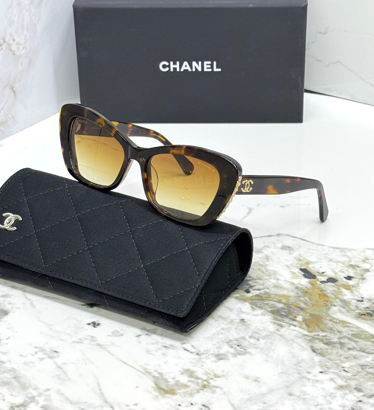 CHANEL