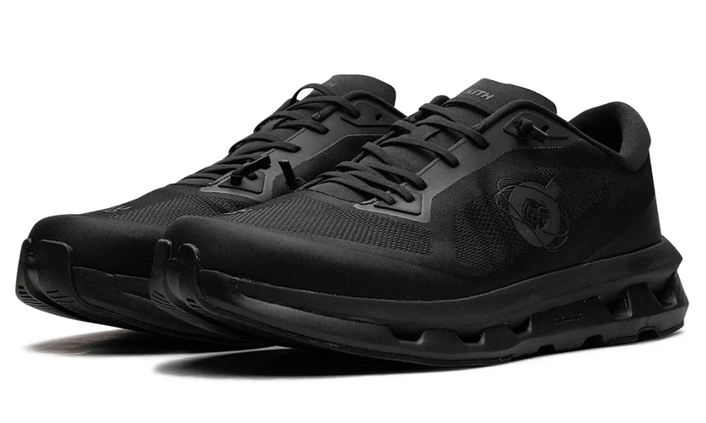 On Running Cloudzone "Kith Black"