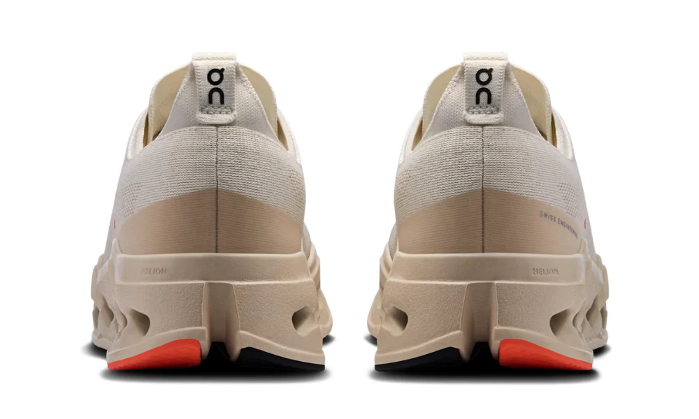 On Cloudsurfer Max 'Ivory | Salmon'