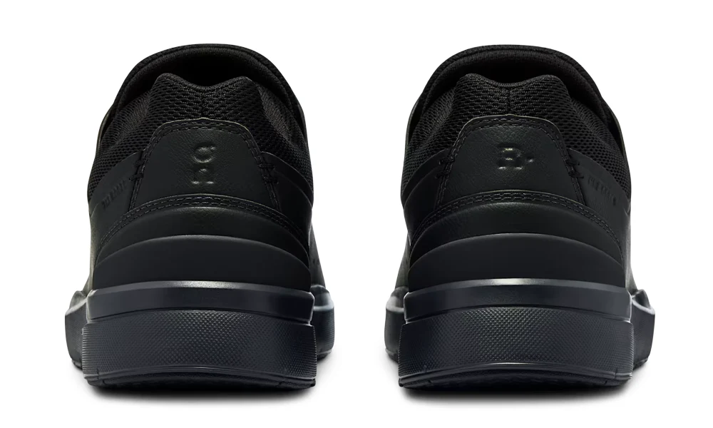 On Running The Roger Advantage 'All Black'