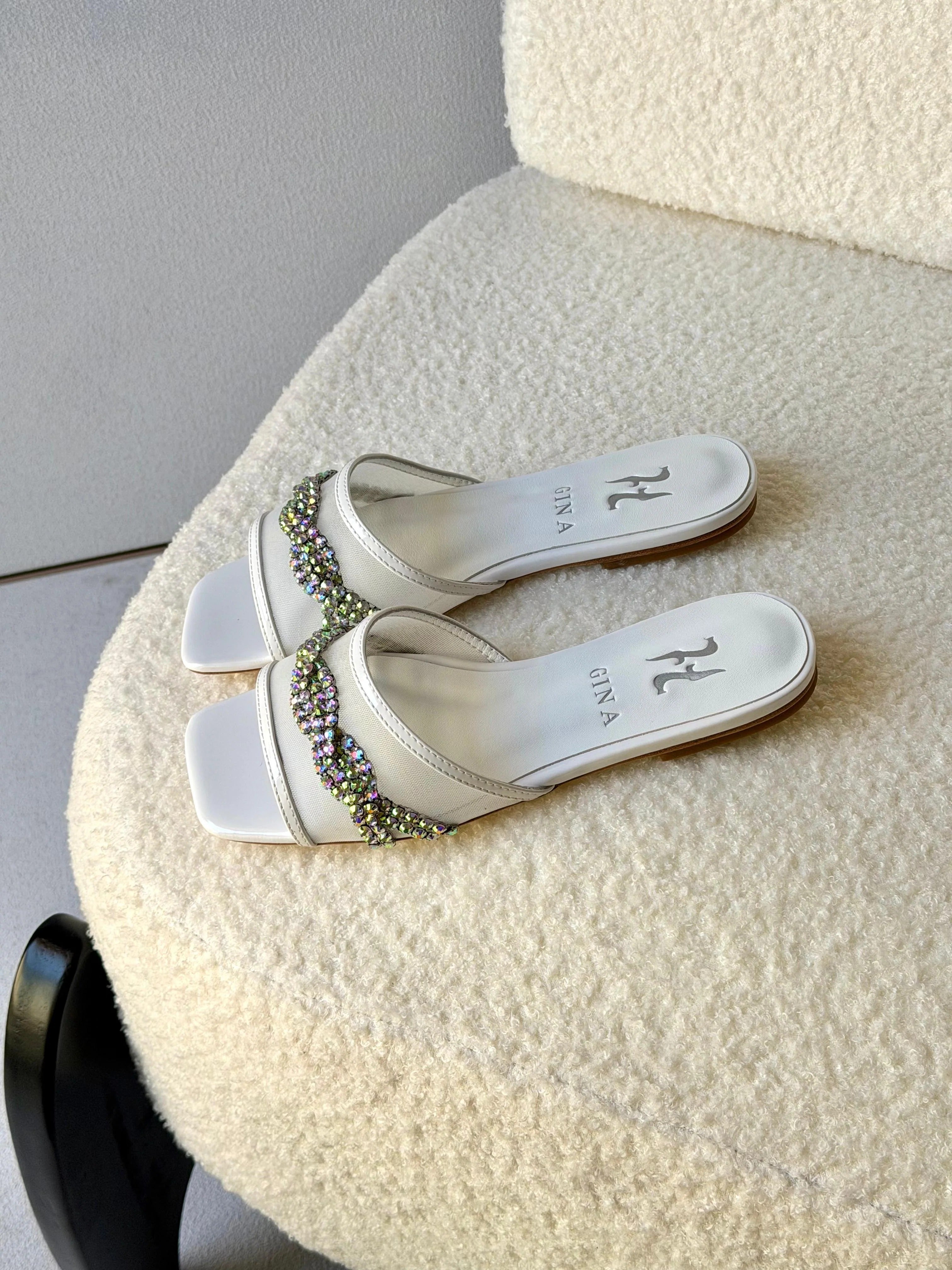 Gina slipper