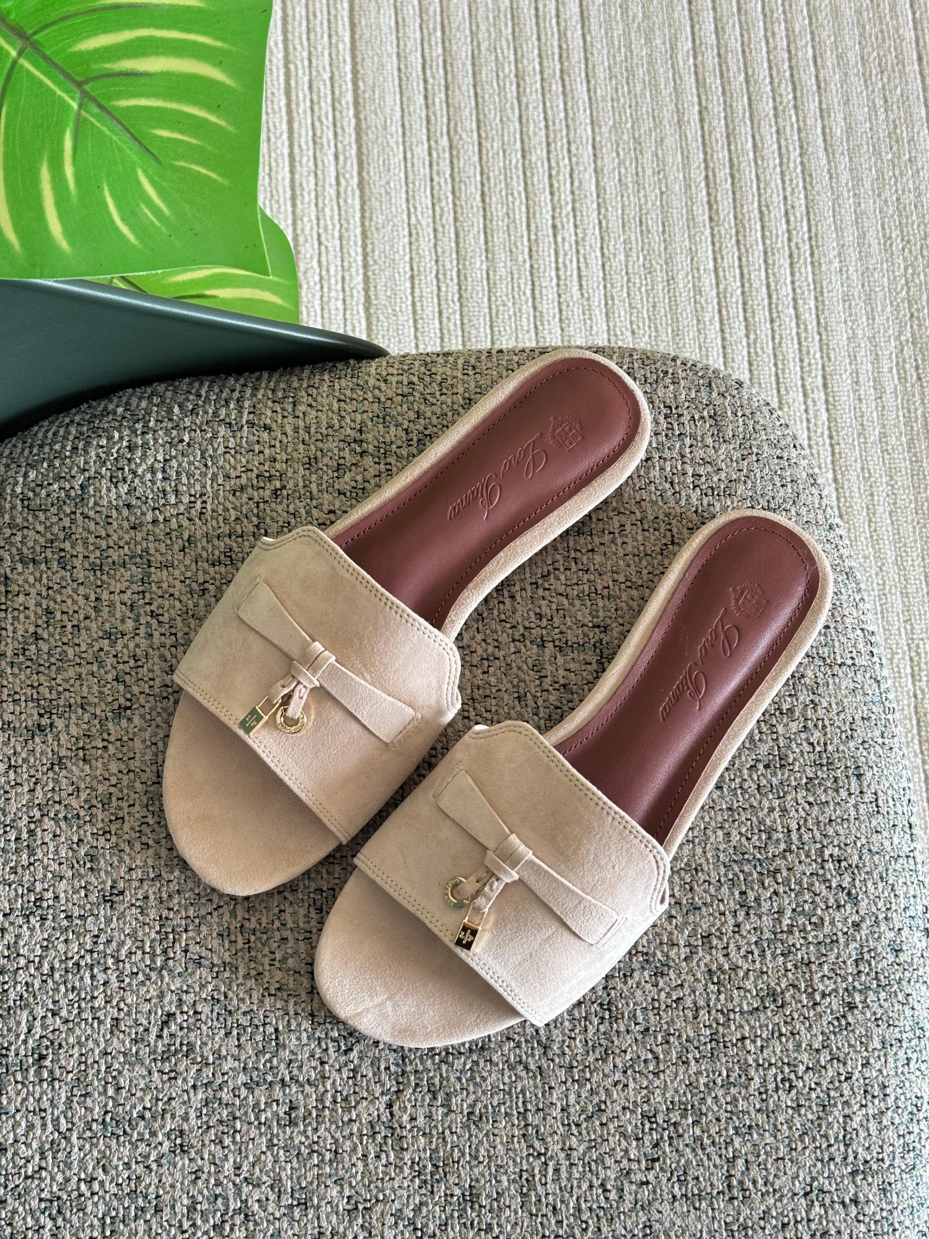 Loro Paina slipper
